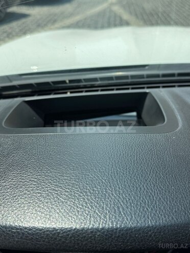 BMW 520d-12