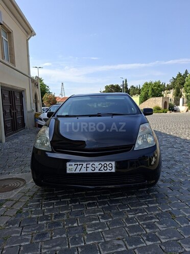 Toyota Prius-11