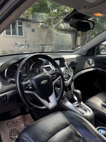 Chevrolet Cruze-6