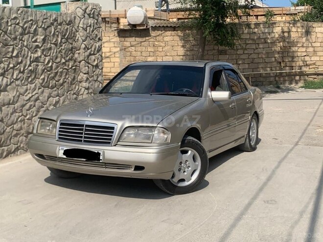 Mercedes C 220-6