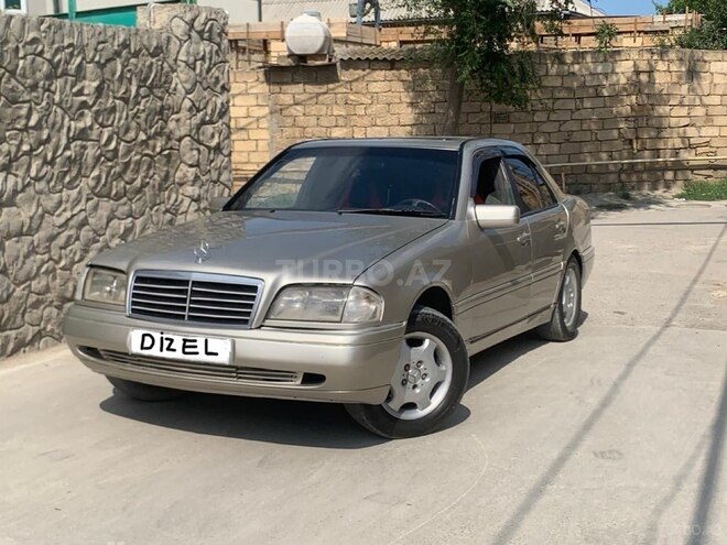 Mercedes C 220-8