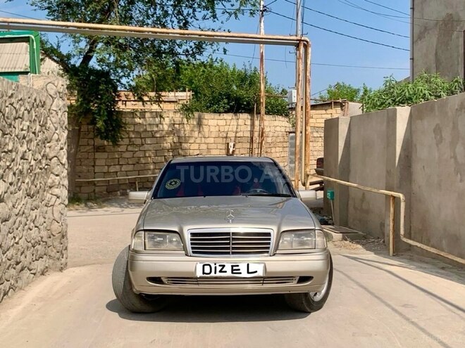 Mercedes C 220-2