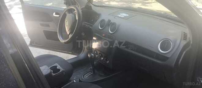 Ford Fusion-14