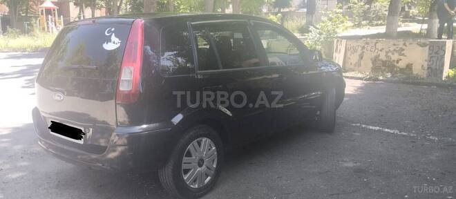 Ford Fusion-21