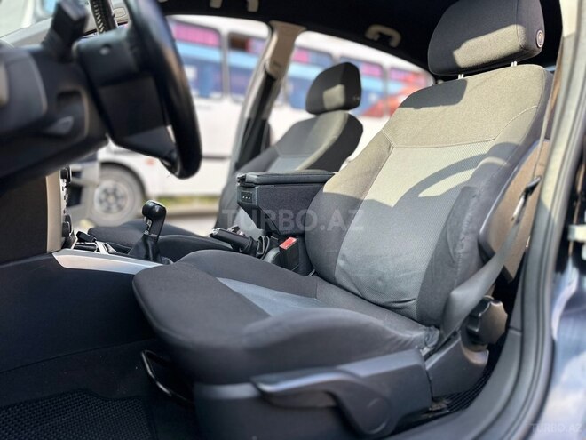 Opel Astra-10