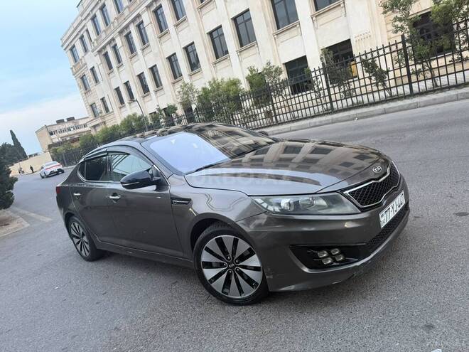 Kia Optima-5