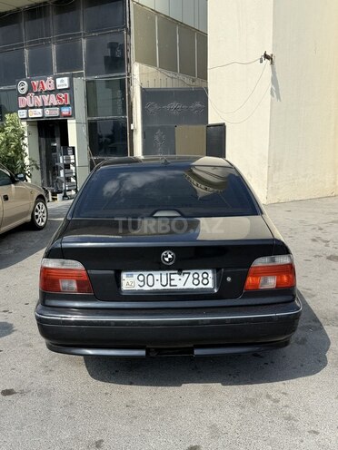 BMW 520-3