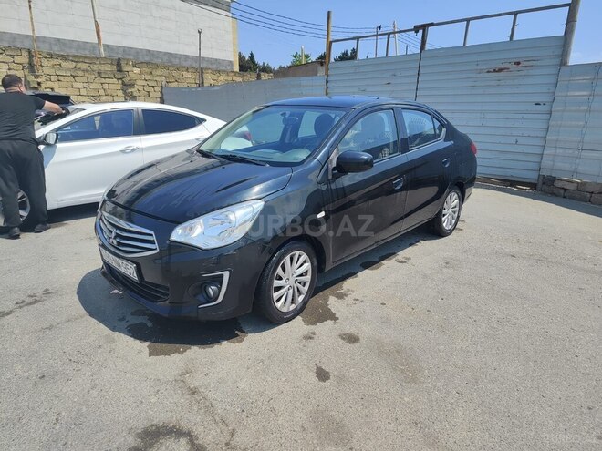 Mitsubishi Attrage-7