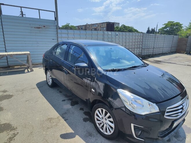 Mitsubishi Attrage-10