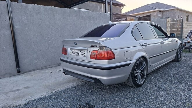 BMW 325-8