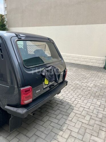 LADA (VAZ) Niva-4