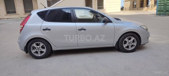 Hyundai i30-3
