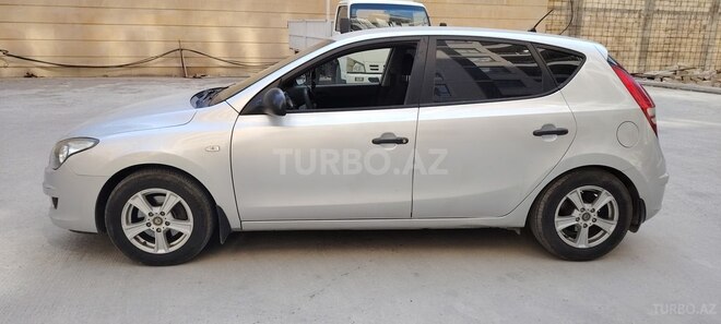 Hyundai i30-4