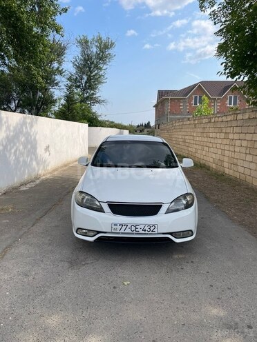 Daewoo Gentra-1