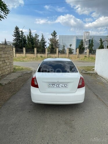 Daewoo Gentra-4