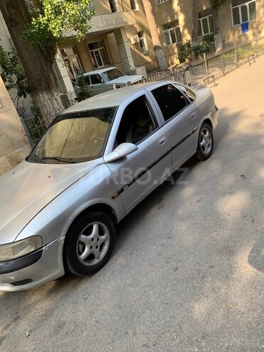 Opel Vectra-2