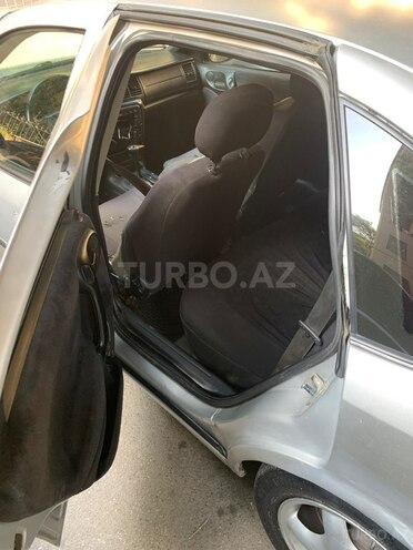 Opel Vectra-10