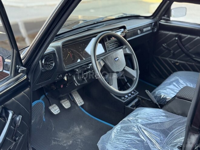 LADA (VAZ) 2107-6