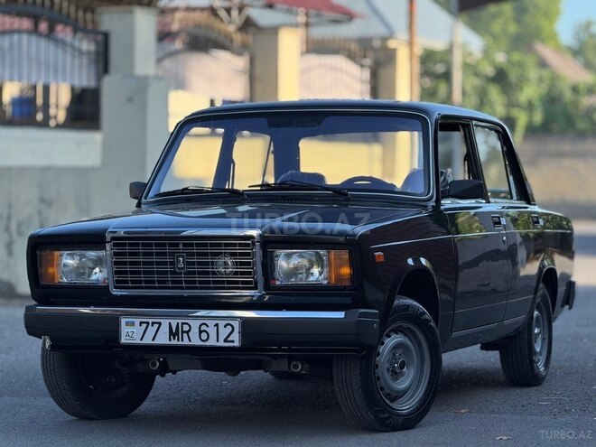 LADA (VAZ) 2107-1