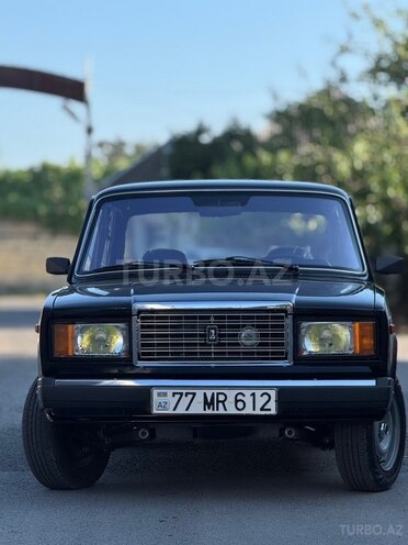 LADA (VAZ) 2107-2