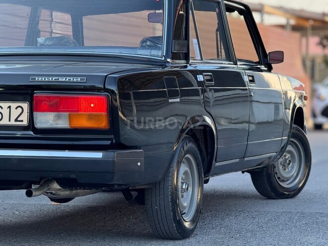 LADA (VAZ) 2107-11