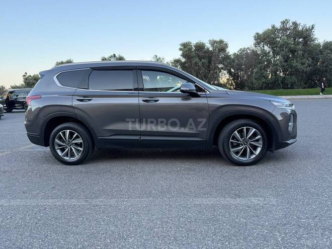 Hyundai Santa Fe-3