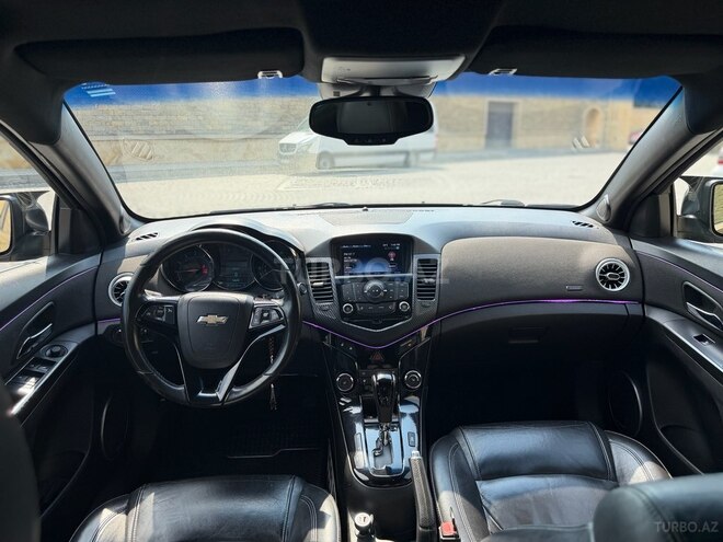 Chevrolet Cruze-8