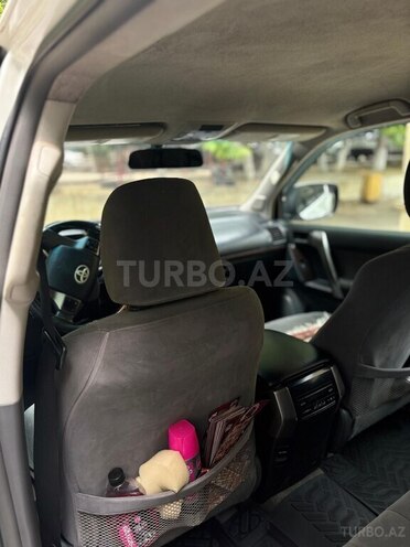 Toyota Land Cruiser Prado-14