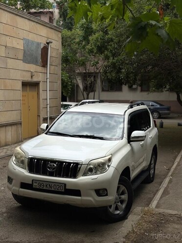 Toyota Land Cruiser Prado-19