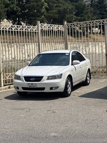 Hyundai Sonata-6