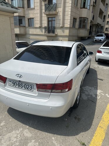 Hyundai Sonata-2