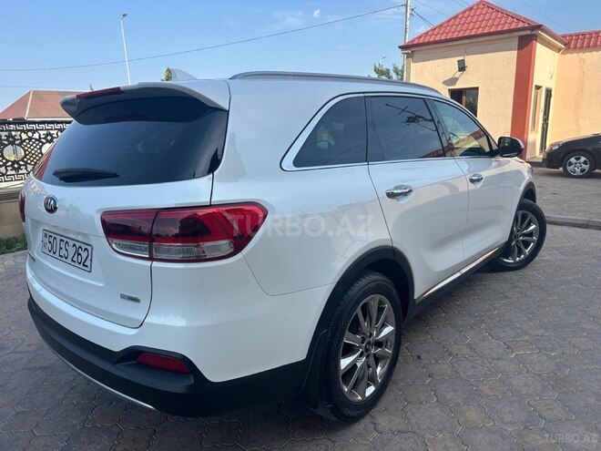 Kia Sorento-4