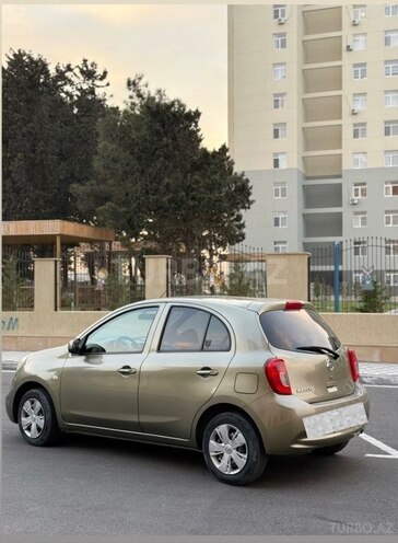 Nissan March-3