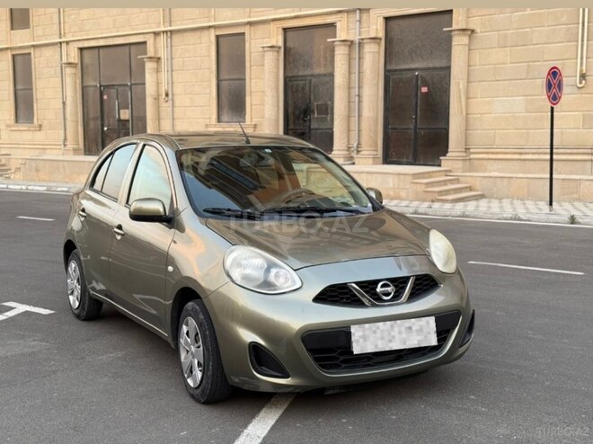 Nissan March-2