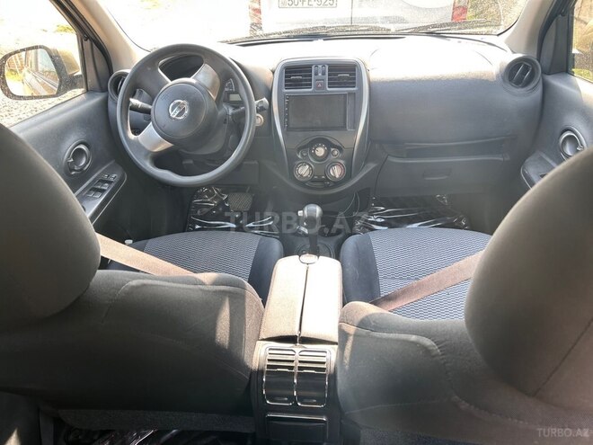 Nissan March-4