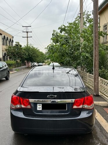 Chevrolet Cruze-2