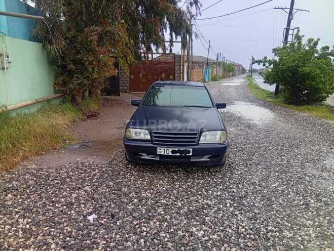 Mercedes C 280-1