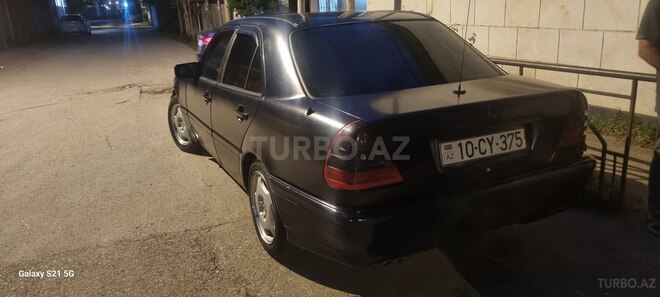 Mercedes C 280-12