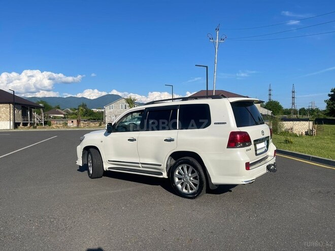 Toyota Land Cruiser-4