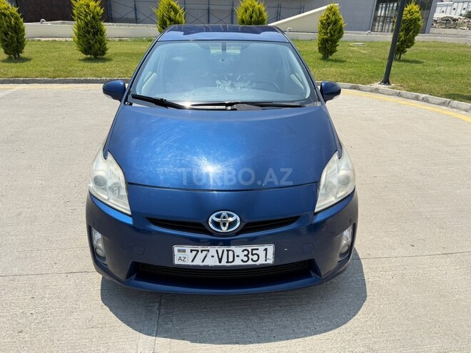 Toyota Prius-4