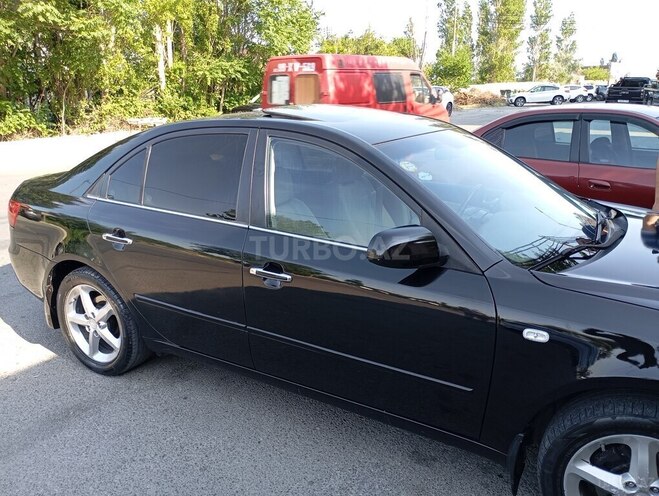 Hyundai Sonata-2