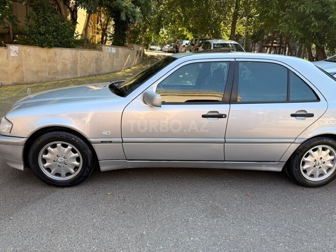 Mercedes C 180-9