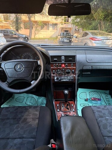 Mercedes C 180-10