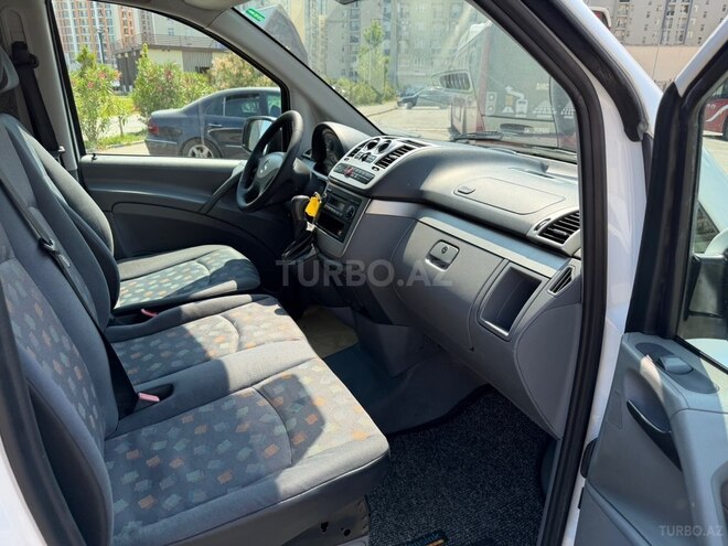Mercedes Vito 111 CDI-11
