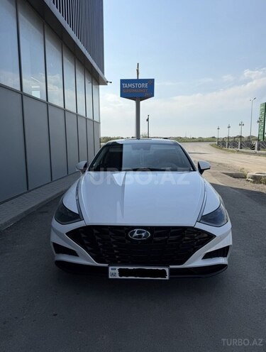 Hyundai Sonata-1