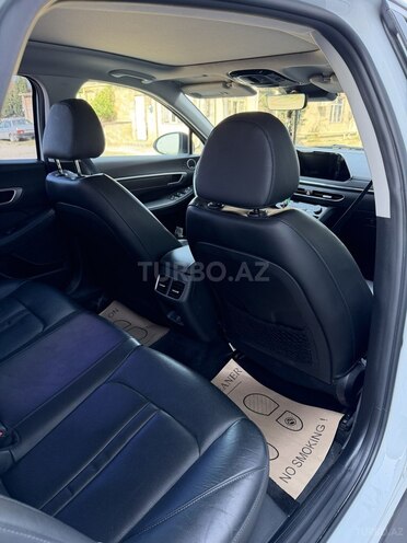 Hyundai Sonata-9