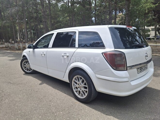Opel Astra-3