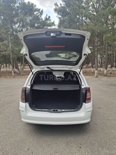 Opel Astra-11