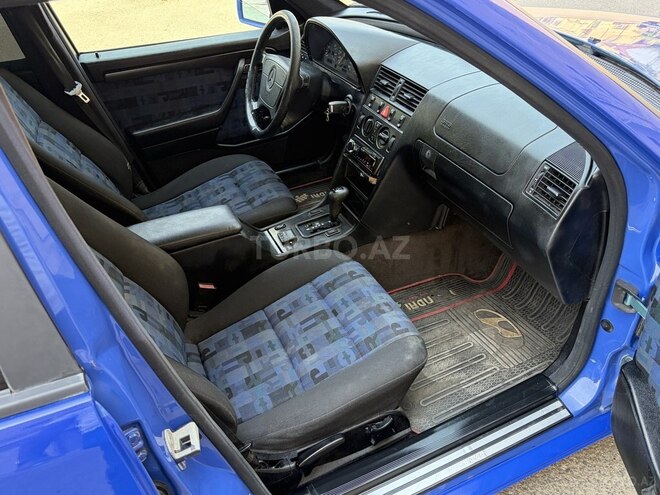 Mercedes C 180-11