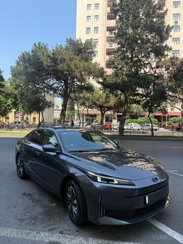 Changan Qiyuan A05-1